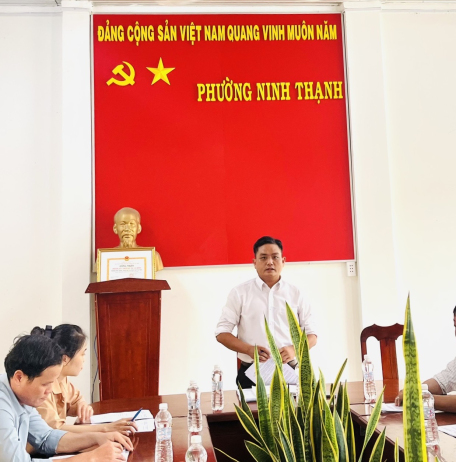 Ban Kinh tế Xã hội - HĐND phường Ninh Thạnh: giám sát việc chi hỗ trợ kinh phí hoạt động của Ban quản lý các khu phố trên địa bàn đối với UBND phường