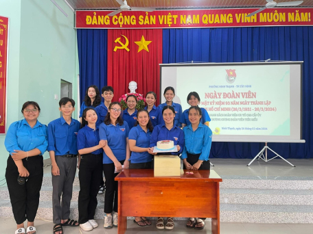 Đoàn thanh niên phường Ninh Thạnh tổ chức buổi họp mặt kỷ niệm 93 năm ngày thành lập Đoàn TNCS Hồ Chí Minh.