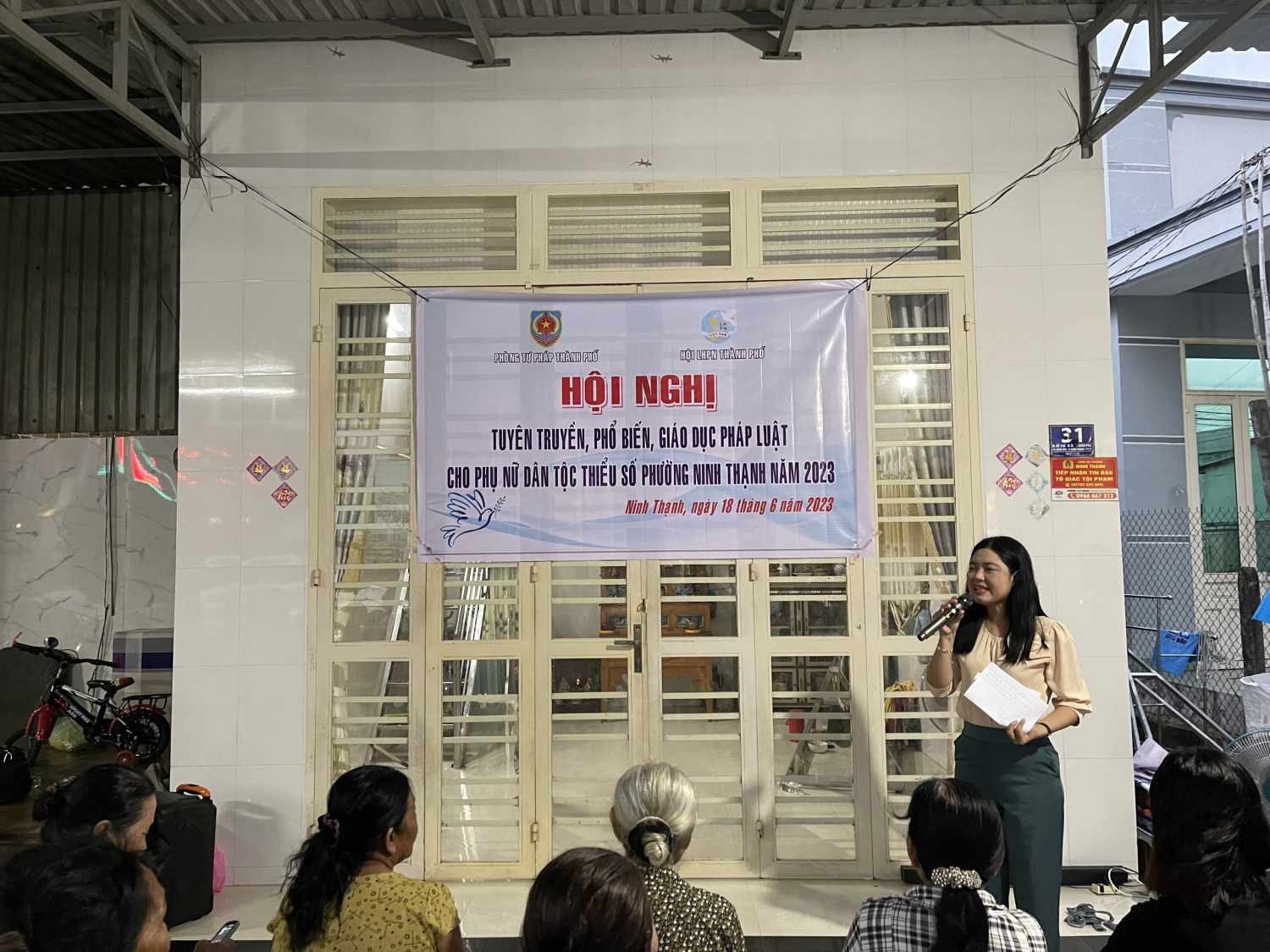Hội LHPN Thành phố phối hợp phòng Tư pháp Thành phố Tây Ninh tổ chức tuyên truyền pháp luật cho Phụ nữ đồng bào người Tà Mun trên địa bàn phường Ninh Thạnh năm 2023