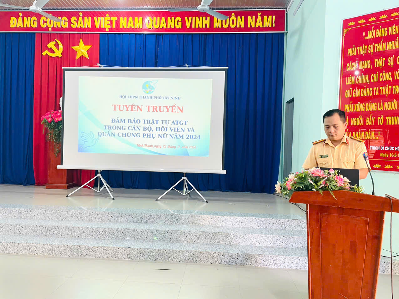 Tuyên truyền đảm bảo trật tự an toàn giao thông trong cán bộ, hội viên và quần chúng phụ nữ năm 2024