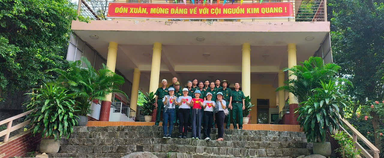 Hội Cựu Chiến binh phường Ninh Thạnh tổ chức về nguồn tại Động Kim Quang