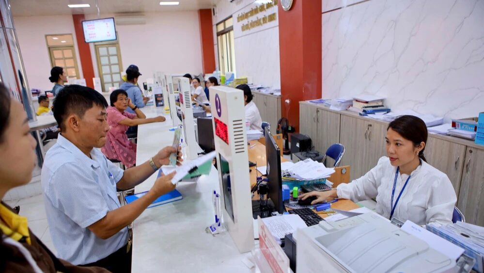 10 hướng dẫn của Bộ Nội vụ về chế độ, chính sách khi sắp xếp tổ chức bộ máy
